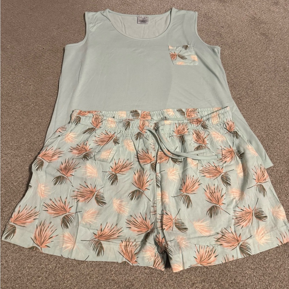 Serra Mint and Peach Leaf Pajama Set
